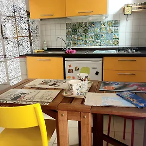 https://la-casa-di-lucia.sicilyhotelsitaly.net