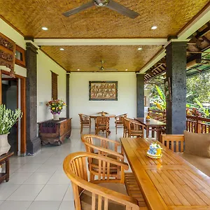 ** Hotel Kama Bisma Indonesien